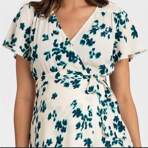 Seraphine floral Maternity wrap dress 10 size